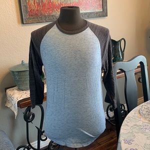 Old Navy Mens medium 3/4 sleeve t shirt. #casual #mens